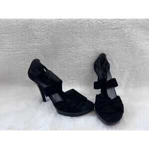 Stuart Weitzman Black Velvet T-Strap Heels Size 8M
